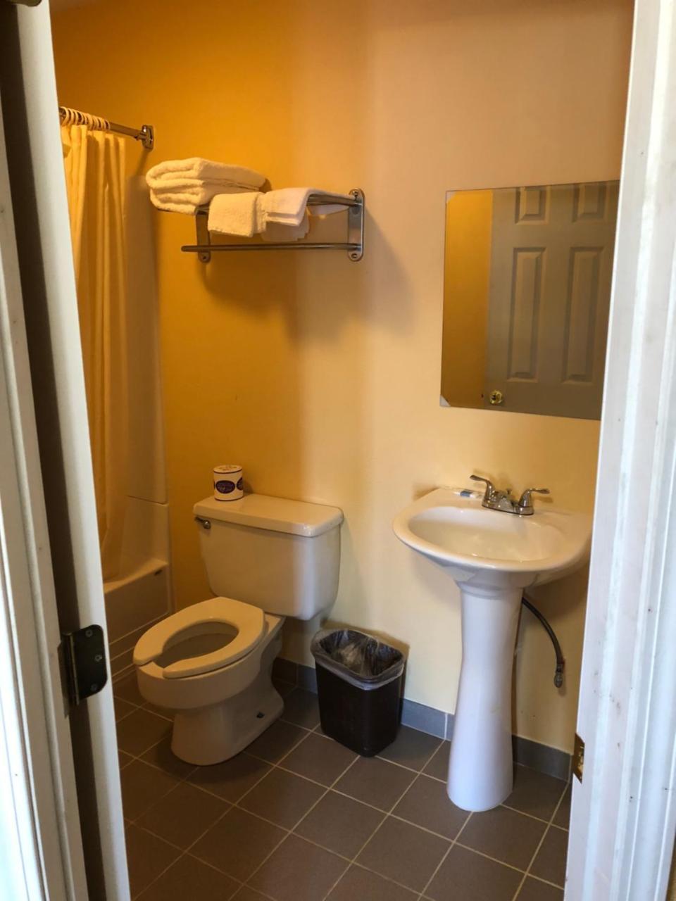 Dogwood Park Inn スプリングフィールド エクステリア 写真